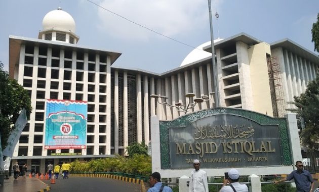 40 Tempat Wisata di Jakarta - Daerah Selatan Kota Barat Timur Pusat Utara TMII dan Sekitarnya Yang Murah Romantis 1600392465 647 40 Tempat Wisata di Jakarta Daerah Selatan Kota Barat - 40 Tempat Wisata di Jakarta - Daerah Selatan Kota Barat Timur Pusat Utara TMII dan Sekitarnya Yang Murah Romantis