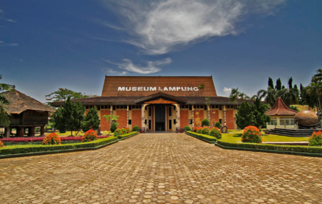 55 Tempat Wisata di Lampung Selatan Timur Tengah Barat Utara Terbaru Yang Bagus Wajib Dikunjungi : Pesawaran Tanjung Karang 1600393581 165 55 Tempat Wisata di Lampung Selatan Timur Tengah Barat Utara - 55 Tempat Wisata di Lampung Selatan Timur Tengah Barat Utara Terbaru Yang Bagus Wajib Dikunjungi : Pesawaran Tanjung Karang