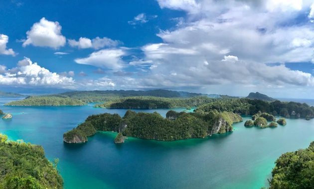 30 Tempat Wisata di Papua - Yang Terkenal Selain Raja Ampat Tengah Barat Nugini 1600394626 407 30 Tempat Wisata di Papua Yang Terkenal Selain Raja - 30 Tempat Wisata di Papua - Yang Terkenal Selain Raja Ampat Tengah Barat Nugini