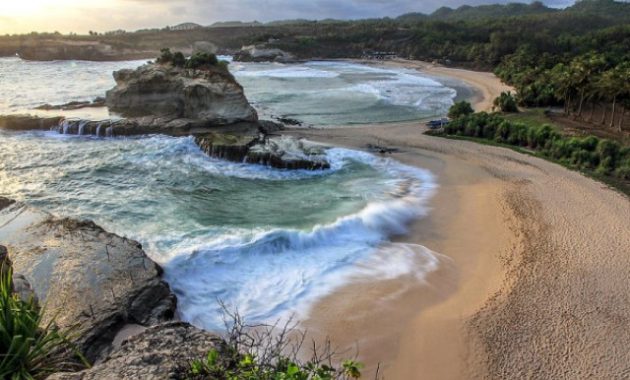 10 Foto Pantai Klayar Pacitan, Harga Tiket Masuk Jalan Menuju Beach Jawa Timur 1600403013 4 10 Foto Pantai Klayar Pacitan Harga Tiket Masuk Jalan Menuju - 10 Foto Pantai Klayar Pacitan, Harga Tiket Masuk Jalan Menuju Beach Jawa Timur