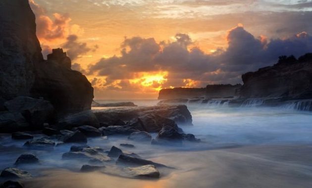 10 Foto Pantai Klayar Pacitan, Harga Tiket Masuk Jalan Menuju Beach Jawa Timur 1600403014 693 10 Foto Pantai Klayar Pacitan Harga Tiket Masuk Jalan Menuju - 10 Foto Pantai Klayar Pacitan, Harga Tiket Masuk Jalan Menuju Beach Jawa Timur