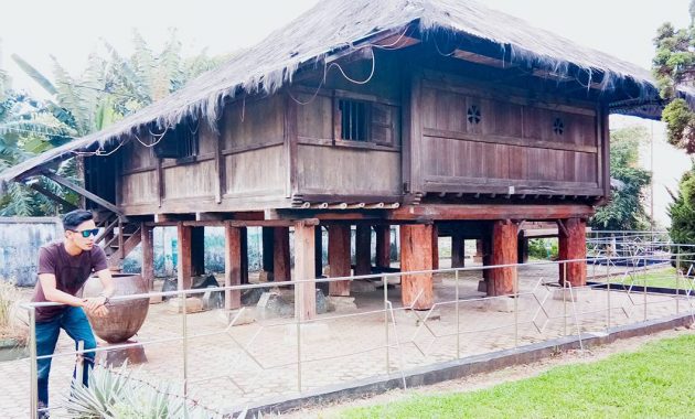 10 Foto Koleksi Isi Museum Lampung, Harga Tiket Masuk Sejarah Karya Tulis 1600465667 453 10 Foto Koleksi Isi Museum Lampung Harga Tiket Masuk Sejarah - 10 Foto Koleksi Isi Museum Lampung, Harga Tiket Masuk Sejarah Karya Tulis