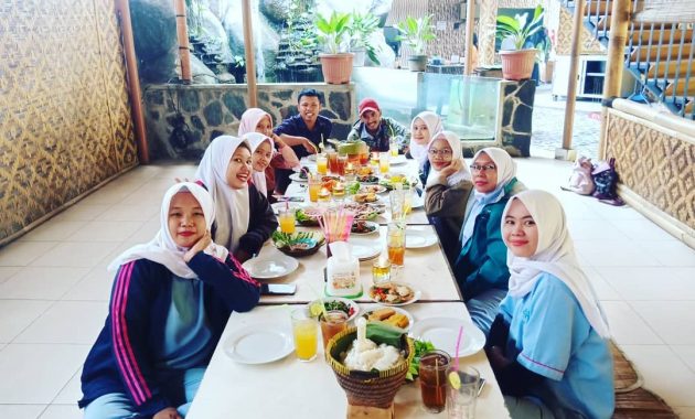 Daftar Harga Menu Resto Saung Wulan Terbaru Paket Pernikahan Alamat Lokasi Letak 1600468432 242 Daftar Harga Menu Resto Saung Wulan Terbaru Paket Pernikahan Alamat - Daftar Harga Menu Resto Saung Wulan Terbaru Paket Pernikahan Alamat Lokasi Letak