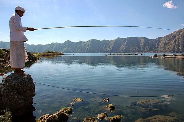 17 – 18 Nama Danau Yang Ada di Bali: Batur Kintamani, Beratan Bedugul dan Letaknya 1600522171 566 17 – 18 Nama Danau Yang Ada di Bali Batur - 17 – 18 Nama Danau Yang Ada di Bali: Batur Kintamani, Beratan Bedugul dan Letaknya