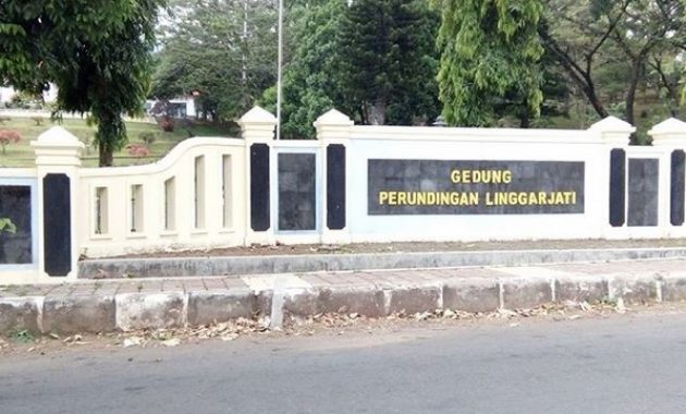 10 Foto Gedung Perundingan Linggarjati Kuningan, Harga Tiket Masuk, Lokasi Alamat, Sejarah Asal Usul, Jam Buka Tutup + Misteri Mitos 1600522662 360 10 Foto Gedung Perundingan Linggarjati Kuningan Harga Tiket Masuk Lokasi - 10 Foto Gedung Perundingan Linggarjati Kuningan, Harga Tiket Masuk, Lokasi Alamat, Sejarah Asal Usul, Jam Buka Tutup + Misteri Mitos