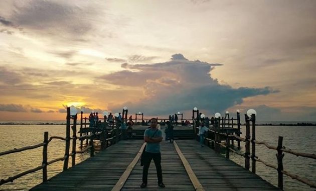 10 Foto Pantai Akkarena Makassar, Harga Tiket Masuk, Lokasi Alamat, Misteri Mitos + Rute Jalan Menuju Wisata 1600525412 267 10 Foto Pantai Akkarena Makassar Harga Tiket Masuk Lokasi Alamat - 10 Foto Pantai Akkarena Makassar, Harga Tiket Masuk, Lokasi Alamat, Misteri Mitos + Rute Jalan Menuju Wisata
