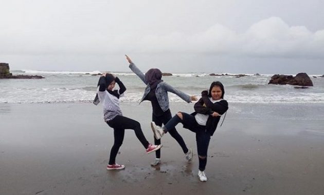 10 Foto Pantai Jayanti Cianjur, Harga Tiket Masuk Lokasi Alamat Misteri Mitos Penginapan Villa Fasilitas di Area Wisata 1600548641 228 10 Foto Pantai Jayanti Cianjur Harga Tiket Masuk Lokasi Alamat - 10 Foto Pantai Jayanti Cianjur, Harga Tiket Masuk Lokasi Alamat Misteri Mitos Penginapan Villa Fasilitas di Area Wisata