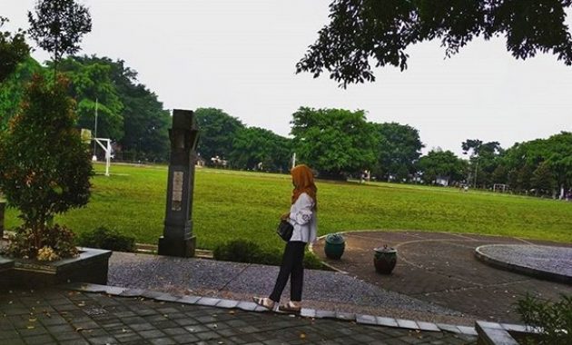 10 Foto Alun Alun Wonosobo, Jalan Menuju Lokasi, Penginapan Hotel + Keindahan di Tengah Malam 1600568657 349 10 Foto Alun Alun Wonosobo Jalan Menuju Lokasi Penginapan Hotel - 10 Foto Alun Alun Wonosobo, Jalan Menuju Lokasi, Penginapan Hotel + Keindahan di Tengah Malam