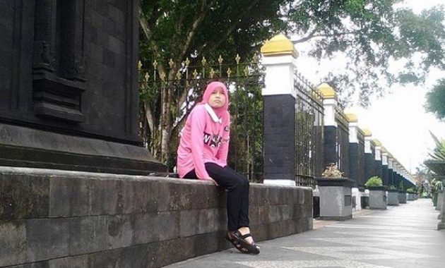 10 Foto Alun Alun Wonosobo, Jalan Menuju Lokasi, Penginapan Hotel + Keindahan di Tengah Malam 1600568661 865 10 Foto Alun Alun Wonosobo Jalan Menuju Lokasi Penginapan Hotel - 10 Foto Alun Alun Wonosobo, Jalan Menuju Lokasi, Penginapan Hotel + Keindahan di Tengah Malam