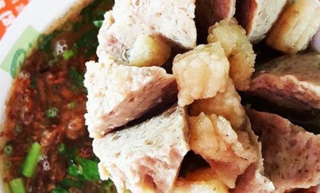 9 Tempat Bakso Paling Enak di Sidoarjo, Kuliner Mie Jumbo Murah Daerah Waru Gedangan Krian Kota Sedati Sepanjang Tropodo 1600630364 897 9 Tempat Bakso Paling Enak di Sidoarjo Kuliner Mie Jumbo - 9 Tempat Bakso Paling Enak di Sidoarjo, Kuliner Mie Jumbo Murah Daerah Waru Gedangan Krian Kota Sedati Sepanjang Tropodo