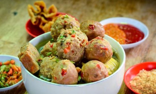 9 Tempat Bakso Paling Enak di Sidoarjo, Kuliner Mie Jumbo Murah Daerah Waru Gedangan Krian Kota Sedati Sepanjang Tropodo 1600630365 323 9 Tempat Bakso Paling Enak di Sidoarjo Kuliner Mie Jumbo - 9 Tempat Bakso Paling Enak di Sidoarjo, Kuliner Mie Jumbo Murah Daerah Waru Gedangan Krian Kota Sedati Sepanjang Tropodo