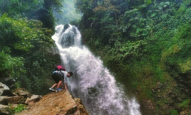 6 Cerita Warga Sekitar yang Membuat Kita Wajib Mengunjungi Curug Ciherang Bogor 1600691217 956 6 Cerita Warga Sekitar yang Membuat Kita Wajib Mengunjungi Curug - 6 Cerita Warga Sekitar yang Membuat Kita Wajib Mengunjungi Curug Ciherang Bogor