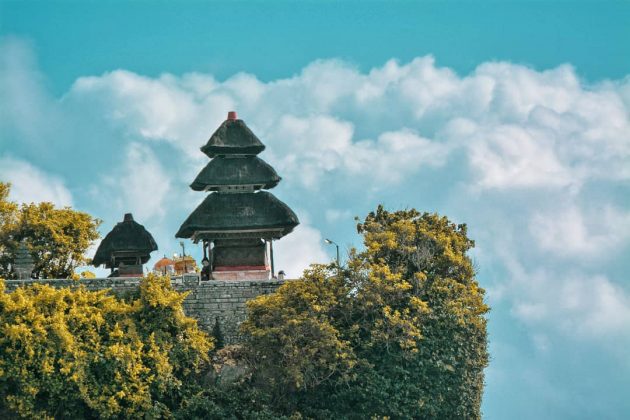 10 Foto Pura Luhur Uluwatu Temple Bali, Harga Tiket Masuk Wisata Sejarah Lokasi Terletak di Kabupaten Badung 1600881182 223 10 Foto Pura Luhur Uluwatu Temple Bali Harga Tiket Masuk - 10 Foto Pura Luhur Uluwatu Temple Bali, Harga Tiket Masuk Wisata Sejarah Lokasi Terletak di Kabupaten Badung