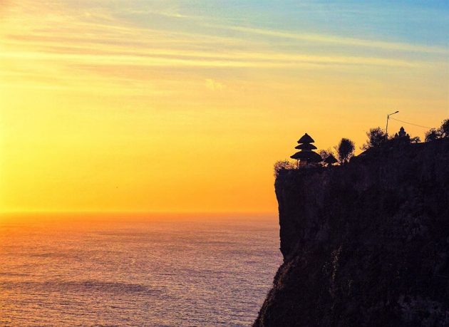 10 Foto Pura Luhur Uluwatu Temple Bali, Harga Tiket Masuk Wisata Sejarah Lokasi Terletak di Kabupaten Badung 1600881185 114 10 Foto Pura Luhur Uluwatu Temple Bali Harga Tiket Masuk - 10 Foto Pura Luhur Uluwatu Temple Bali, Harga Tiket Masuk Wisata Sejarah Lokasi Terletak di Kabupaten Badung