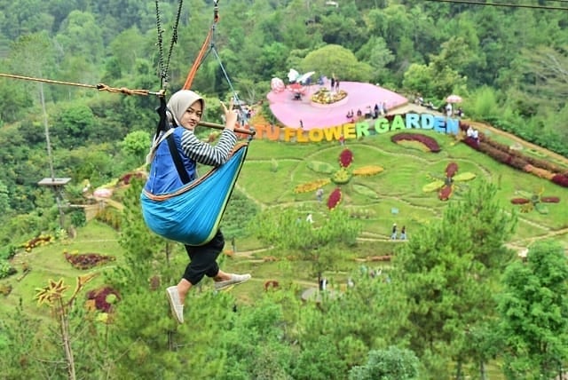 10 Foto Batu Flower Garden Terbaru Harga Tiket Masuk Wisata Wahana Salju Pengalaman ke Coban Rais Malang 1600899870 107 10 Foto Batu Flower Garden Terbaru Harga Tiket Masuk Wisata - 10 Foto Batu Flower Garden Terbaru Harga Tiket Masuk Wisata Wahana Salju Pengalaman ke Coban Rais Malang